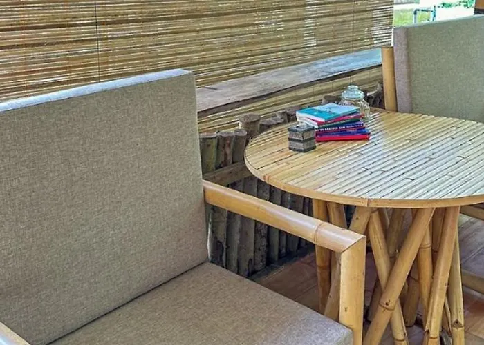 مزرعة للإقامة Tree Bamboo House